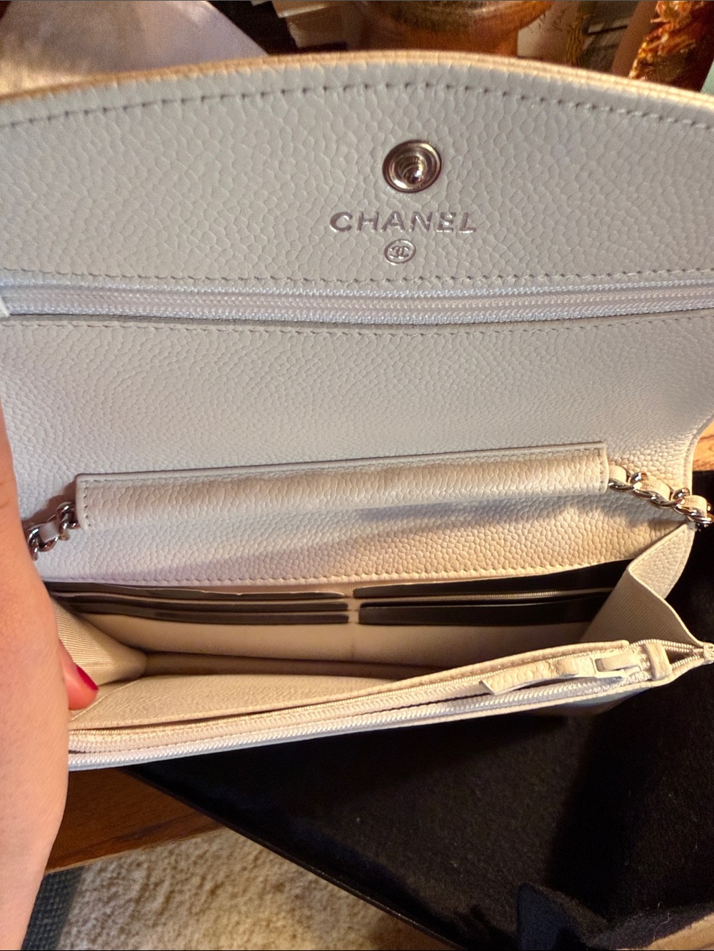 CHANEL White Caviar CC Wallet on Chain with Silver Hardware - Picture 10 of 14